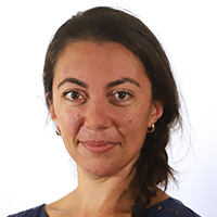 Dr Hubanova, Médecin ophtalmologue chez Point Vision Grenoble